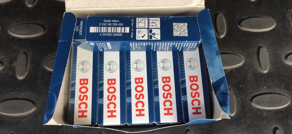 بلك بوش دبل إيريديوم (Bosch Double Iridium) - رقم القطعة 0242145541 (ZR5TPP330) - الصورة 3